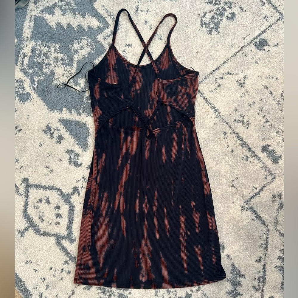 Dress - Picture 5 of 5